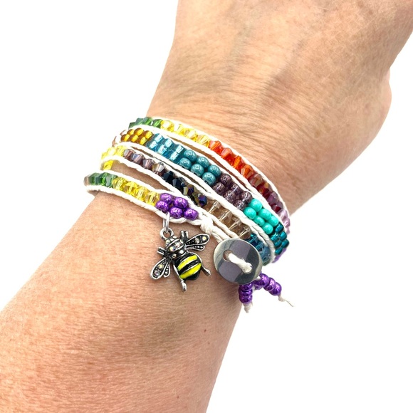 HAND CRAFTED Rainbow Ankle or Wrist Wrap Bracelet with Bumble Bee Charm - Picture 4 of 8